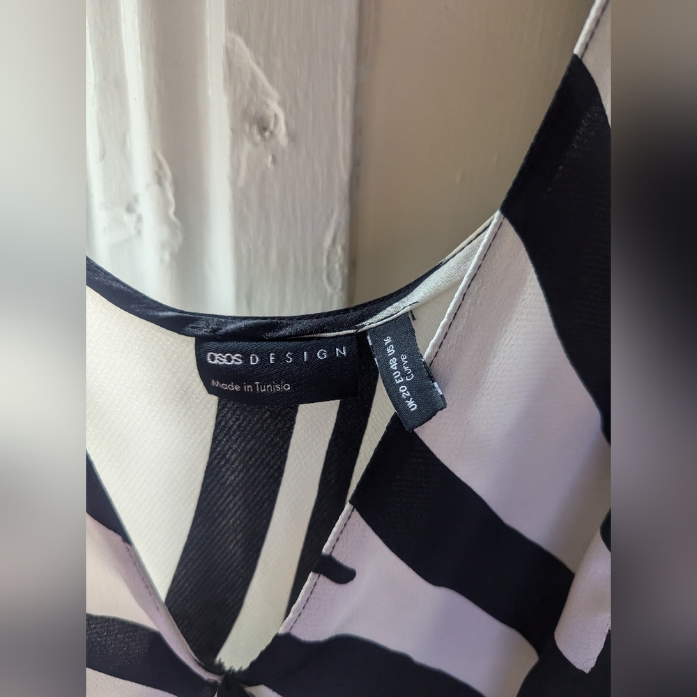 ASOS DESIGN Curve bias satin tie detail midi dress zebra print Size 16 - Picture 4 of 4